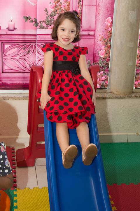 Maria Eduarda 4 anos fotos por Eliseu Batista - REVELFILME matão sp, aniversário infantil - fotos de aniversário'