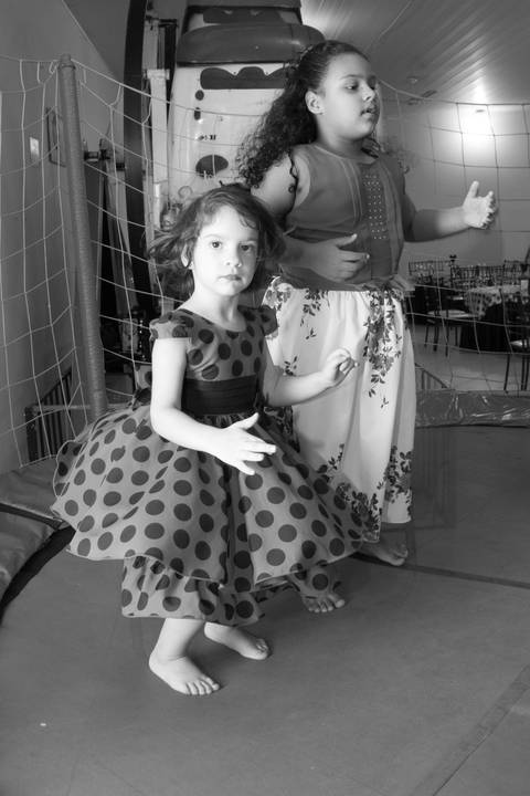 Maria Eduarda 4 anos fotos por Eliseu Batista - REVELFILME matão sp, aniversário infantil - fotos de aniversário'