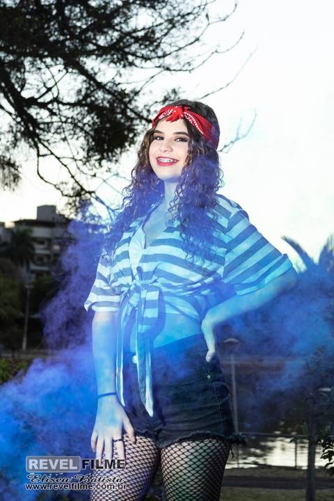 Laura pré aniversário de 15 anos - fotos por Eliseu Batista - Jailice Batista - praça do lago em matão SP'