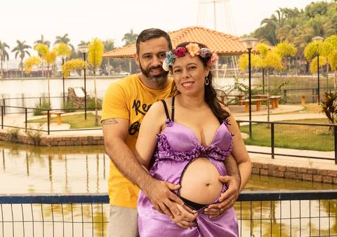 Grávidas - fotos de gestante - Andressa e Marcio - fotos por  - Eliseu Batista fotógrafo -  e -  Jailice Batista - REVELFILME - PRAÇA DO LAGO EM MATÃO'