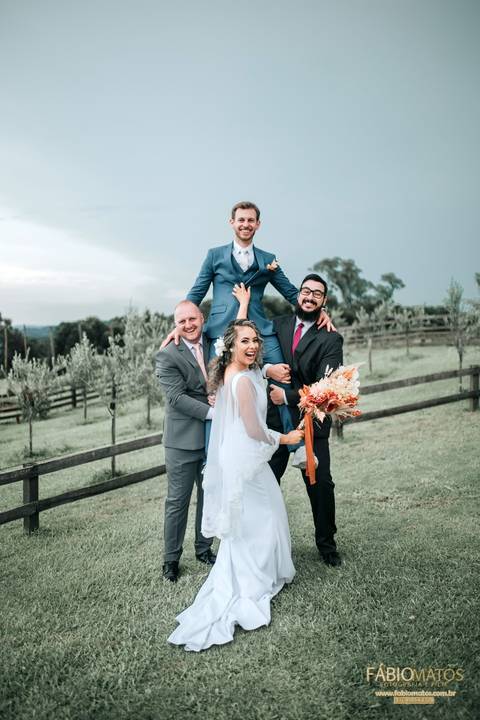 caxias-do-sul-casamento-fotografia-fabio-matos-fotografo-fotos-noiva-noivo-making-of-vestido-camatti-eventos-wedding-dress '