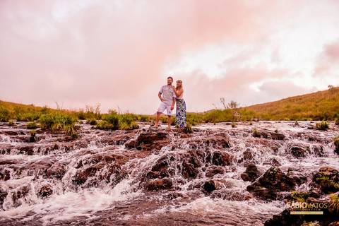 casamento-vestido-cambará-wedding-noiva-noivo-noivos-sessão-ensaio-externo-cânion-cânions-rs-pré-casamento-fábio-matos-douglas-jenifer-fotos-fotografias-diferentes-fotógrafo'