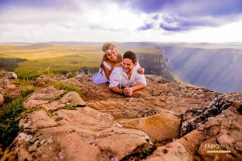 casamento-vestido-cambará-wedding-noiva-noivo-noivos-sessão-ensaio-externo-cânion-cânions-rs-pré-casamento-fábio-matos-douglas-jenifer-fotos-fotografias-diferentes-fotógrafo'