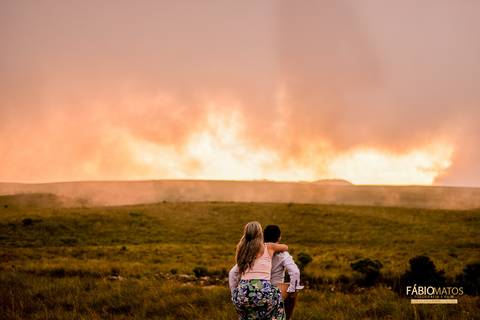 casamento-vestido-cambará-wedding-noiva-noivo-noivos-sessão-ensaio-externo-cânion-cânions-rs-pré-casamento-fábio-matos-douglas-jenifer-fotos-fotografias-diferentes-fotógrafo'
