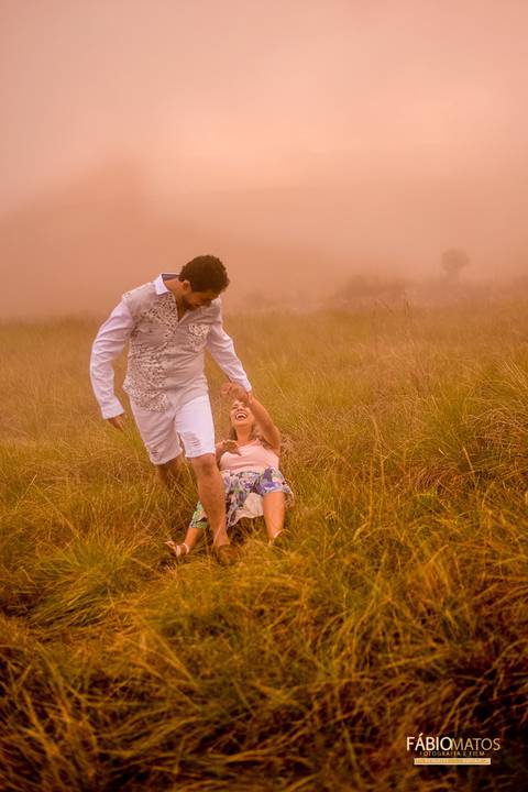 casamento-vestido-cambará-wedding-noiva-noivo-noivos-sessão-ensaio-externo-cânion-cânions-rs-pré-casamento-fábio-matos-douglas-jenifer-fotos-fotografias-diferentes-fotógrafo'