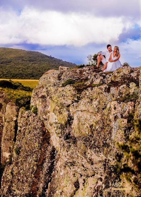 casamento-vestido-cambará-wedding-noiva-noivo-noivos-sessão-ensaio-externo-cânion-cânions-rs-pré-casamento-fábio-matos-douglas-jenifer-fotos-fotografias-diferentes-fotógrafo'