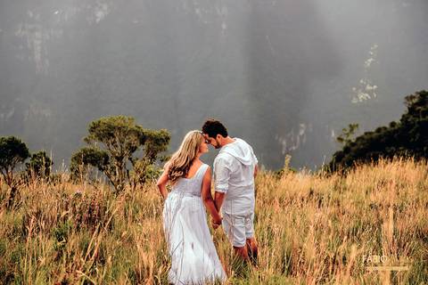 casamento-vestido-cambará-wedding-noiva-noivo-noivos-sessão-ensaio-externo-cânion-cânions-rs-pré-casamento-fábio-matos-douglas-jenifer-fotos-fotografias-diferentes-fotógrafo'