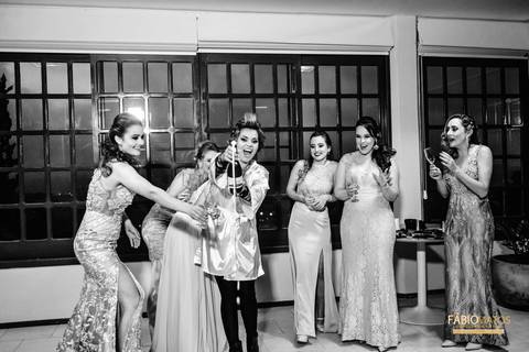 Douglas-e-Jenifer -Fábio-Matos - Casamento-postar - wedding-fotografia-fotos-diferentes-casamentos-serra-rs-r.s-vestido-bouque-noiva-noivos-casório-alegria-felicidade-fotógrafo'