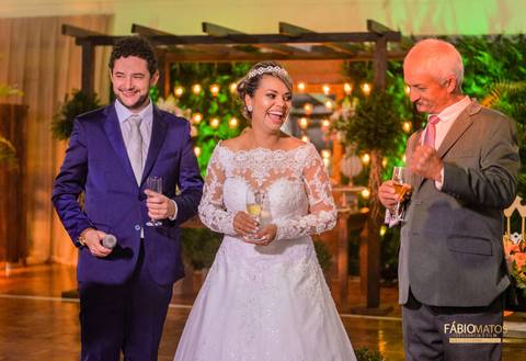 Douglas-e-Jenifer -Fábio-Matos - Casamento-postar - wedding-fotografia-fotos-diferentes-casamentos-serra-rs-r.s-vestido-bouque-noiva-noivos-casório-alegria-felicidade-fotógrafo'