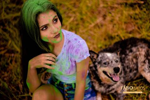 15-anos-sessão-book-fotos-diferentes-fotógrafo-top-profissional-fotografia-session-rs-novo-hamburgo-cavalo-família-fumaça-égua-flor-'