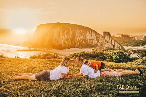 praia-sessão-família-rs-fábio-matos-fotos-fotografia-session-sol-por-do-sol-criança-kids-fabio-matos-photos'