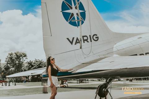 15-anos-sessão-Boulevard-Laçador-poa-porto-alegre-session-15th-fotos-fotógrafo-fábio-matos-rs-avião-lago-carro-debutante-aeroporto-fifteen-years'