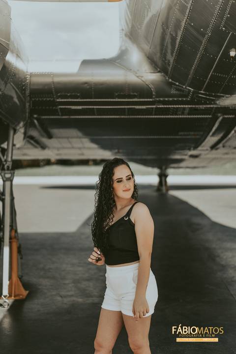15-anos-sessão-Boulevard-Laçador-poa-porto-alegre-session-15th-fotos-fotógrafo-fábio-matos-rs-avião-lago-carro-debutante-aeroporto-fifteen-years'