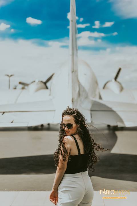 15-anos-sessão-Boulevard-Laçador-poa-porto-alegre-session-15th-fotos-fotógrafo-fábio-matos-rs-avião-lago-carro-debutante-aeroporto-fifteen-years'