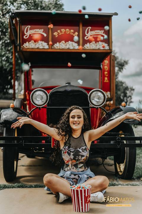 15-anos-sessão-Boulevard-Laçador-poa-porto-alegre-session-15th-fotos-fotógrafo-fábio-matos-rs-avião-lago-carro-debutante-aeroporto-fifteen-years'