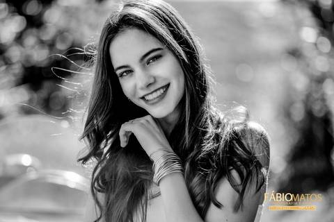raissa-15-anos-ensaio-debutante-sessão-15th-fotografia-família-fotos-fotógrafo-ivoti-rs-cavalo-carro-cachorro-princesa-sonho'