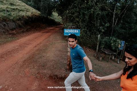 Ensaio pre-wedding, ensaio na cachoeira, pre-wedding na cachoeira, ensaio de casal, noiva, noivo, ensaio pré-casamento, fotografo de casamento, ideias para fotos pre-wedding, inspiração para pre casamento, casamento, raphael oliveira fotografia'