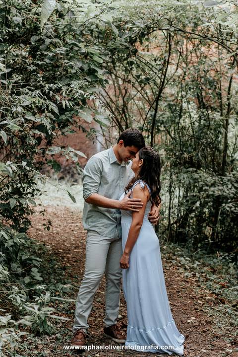 Ensaio pre-wedding, ensaio na cachoeira, pre-wedding na cachoeira, ensaio de casal, noiva, noivo, ensaio pré-casamento, fotografo de casamento, ideias para fotos pre-wedding, inspiração para pre casamento, casamento, raphael oliveira fotografia'