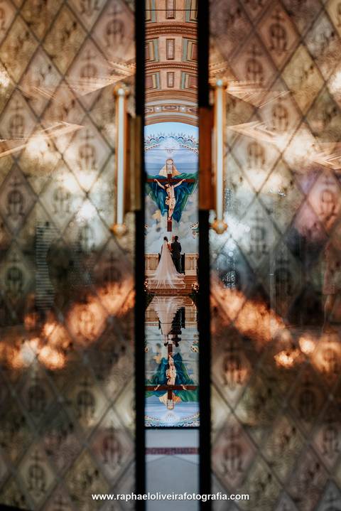 Casamento, paroquia santissima trindade, noiva com madrinha, casamento em sp, virei noiva, como organizar um casamento, espaços para casamento, fotógrafos para casamento, casamento no campo, casamento no por do sol, raphael oliveira fotografia'