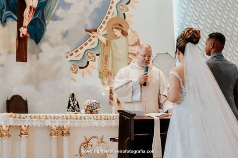 Casamento, paroquia santissima trindade, noiva com madrinha, casamento em sp, virei noiva, como organizar um casamento, espaços para casamento, fotógrafos para casamento, casamento no campo, casamento no por do sol, raphael oliveira fotografia'