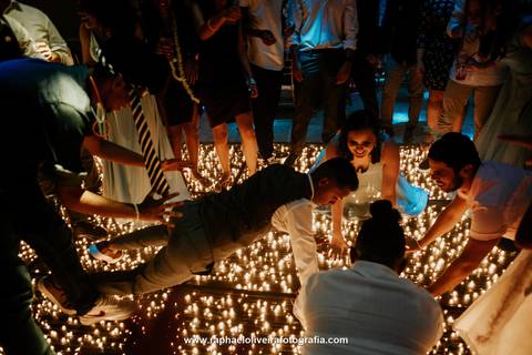 Casamento, paroquia santissima trindade, noiva com madrinha, casamento em sp, virei noiva, como organizar um casamento, espaços para casamento, fotógrafos para casamento, casamento no campo, casamento no por do sol, raphael oliveira fotografia'