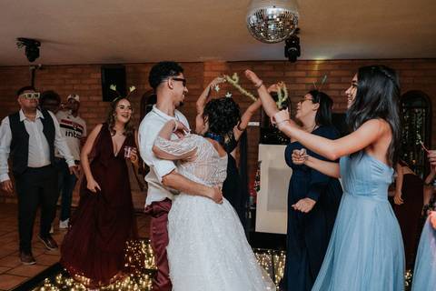 Casamento no campo, casa acoty, casamento por do sol, fotografo de casamento, ideias de casamento, fotografo de casamento, wedding, vestido de noiva, sapato de noiva, raphael oliveira fotografia, inspiração para casamento.'
