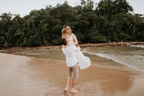 Ensaio pre wedding no guaruja, ensiao na praia, pre-wedding na praia, ensaio fotografico, noiva, noivo, casamento, fotografo de casamento, vestido de noiva, onde fazer ensaio pre wedding, ideias para pre wedding, raphael oliveira fotografia'
