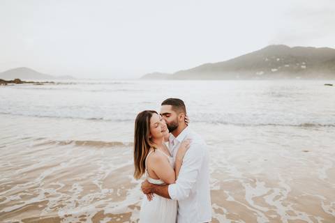 Ensaio pre wedding no guaruja, ensiao na praia, pre-wedding na praia, ensaio fotografico, noiva, noivo, casamento, fotografo de casamento, vestido de noiva, onde fazer ensaio pre wedding, ideias para pre wedding, raphael oliveira fotografia'