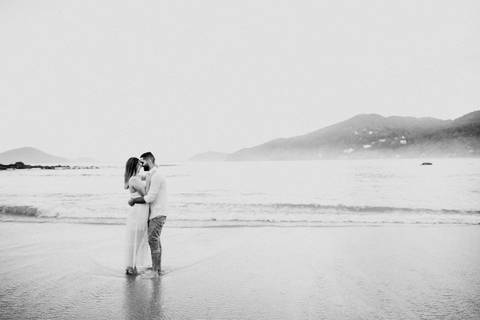 Ensaio pre wedding no guaruja, ensiao na praia, pre-wedding na praia, ensaio fotografico, noiva, noivo, casamento, fotografo de casamento, vestido de noiva, onde fazer ensaio pre wedding, ideias para pre wedding, raphael oliveira fotografia'