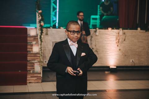 Ensaio de debutante, debutante, festa de 15 anos, festa de debutante, ensaio feminino, ensaio de 15 anos, decoração temática, bela e a fera, menina, 15 anos, making of de debutante, fotografo de debutante, raphael oliveira fotografia'