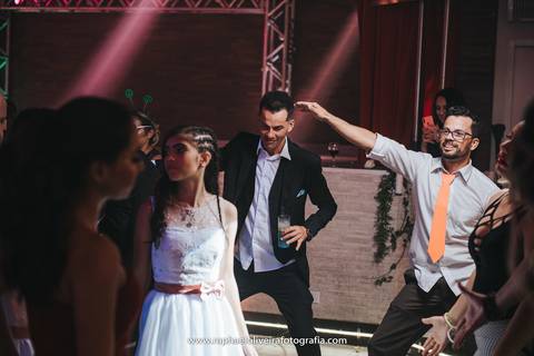 Ensaio de debutante, debutante, festa de 15 anos, festa de debutante, ensaio feminino, ensaio de 15 anos, decoração temática, bela e a fera, menina, 15 anos, making of de debutante, fotografo de debutante, raphael oliveira fotografia'