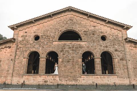 olhando um para o outro, ensaio de casal na fazenda ipanema em ipero, raphael oliveira fotografia.'