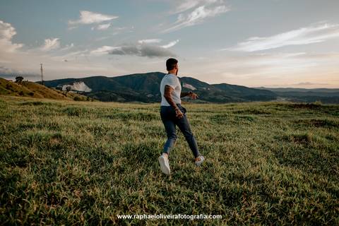 Morro do Capuava, pre casamento capuava, ensaio de casal, fotografo de casamento, pre-wedding, ensaio fotografico na montanha, pre-wedding na montanha, noiva, noivo, ideias para foto de casal, blog de noiva, raphael oliveira fotografia '