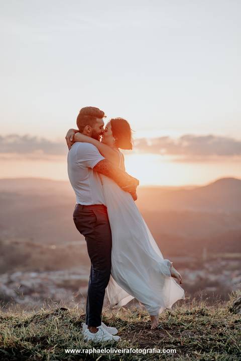 Morro do Capuava, pre casamento capuava, ensaio de casal, fotografo de casamento, pre-wedding, ensaio fotografico na montanha, pre-wedding na montanha, noiva, noivo, ideias para foto de casal, blog de noiva, raphael oliveira fotografia '