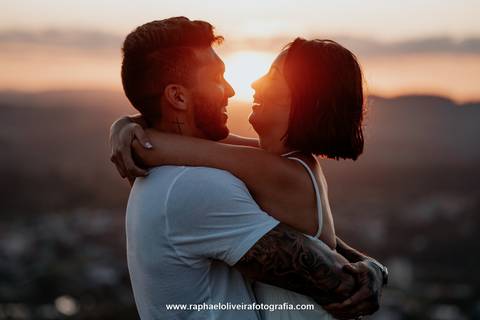 Morro do Capuava, pre casamento capuava, ensaio de casal, fotografo de casamento, pre-wedding, ensaio fotografico na montanha, pre-wedding na montanha, noiva, noivo, ideias para foto de casal, blog de noiva, raphael oliveira fotografia Morro do Capuava, p'