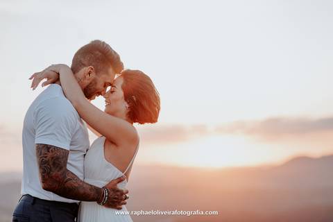 Morro do Capuava, pre casamento capuava, ensaio de casal, fotografo de casamento, pre-wedding, ensaio fotografico na montanha, pre-wedding na montanha, noiva, noivo, ideias para foto de casal, blog de noiva, raphael oliveira fotografia '