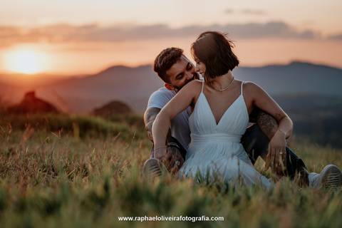 Morro do Capuava, pre casamento capuava, ensaio de casal, fotografo de casamento, pre-wedding, ensaio fotografico na montanha, pre-wedding na montanha, noiva, noivo, ideias para foto de casal, blog de noiva, raphael oliveira fotografia '
