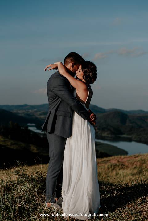Morro do Capuava, pre casamento capuava, ensaio de casal, fotografo de casamento, pre-wedding, ensaio fotografico na montanha, pre-wedding na montanha, noiva, noivo, ideias para foto de casal, blog de noiva, raphael oliveira fotografia '