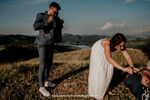 Morro do Capuava, pre casamento capuava, ensaio de casal, fotografo de casamento, pre-wedding, ensaio fotografico na montanha, pre-wedding na montanha, noiva, noivo, ideias para foto de casal, blog de noiva, raphael oliveira fotografia '