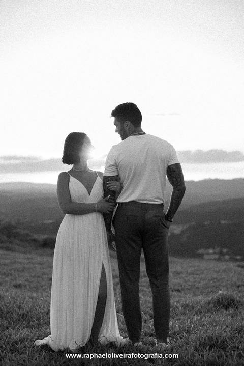 Morro do Capuava, pre casamento capuava, ensaio de casal, fotografo de casamento, pre-wedding, ensaio fotografico na montanha, pre-wedding na montanha, noiva, noivo, ideias para foto de casal, blog de noiva, raphael oliveira fotografia '