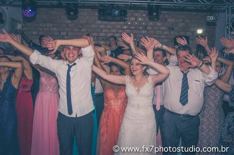 valda dos noivos louveira-SP'