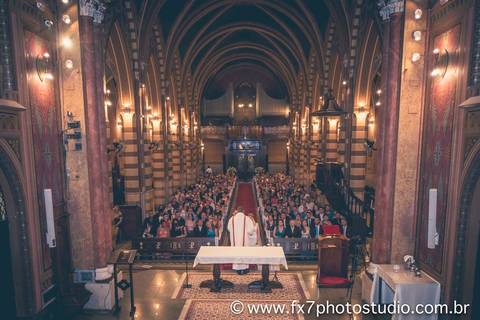 imagem aérea dentro da igreja matriz de jundiai'