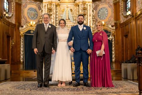 casamento intimista, casamento Igreja Nossa Senhora do Brasil, recepção Casa Claribela, casamento em São Paulo, fotos de casamento manhã, casamento Bruna e Felipe, fotografia de casamento São Paulo, casamento elegante e íntimo.'