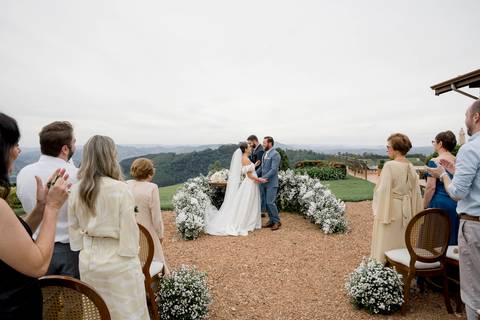 casamento Casa de Pietra, casamento intimista Vila Toscana, arquitetura italiana casamento, fotos casamento Natália e Lucas, fotografia de casamento São Paulo, casamento rústico e elegante, casamento na Casa de Pietra.'