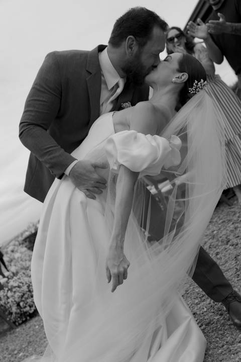 casamento Casa de Pietra, casamento intimista Vila Toscana, arquitetura italiana casamento, fotos casamento Natália e Lucas, fotografia de casamento São Paulo, casamento rústico e elegante, casamento na Casa de Pietra.'