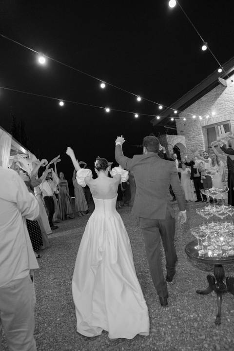 casamento Casa de Pietra, casamento intimista Vila Toscana, arquitetura italiana casamento, fotos casamento Natália e Lucas, fotografia de casamento São Paulo, casamento rústico e elegante, casamento na Casa de Pietra.'