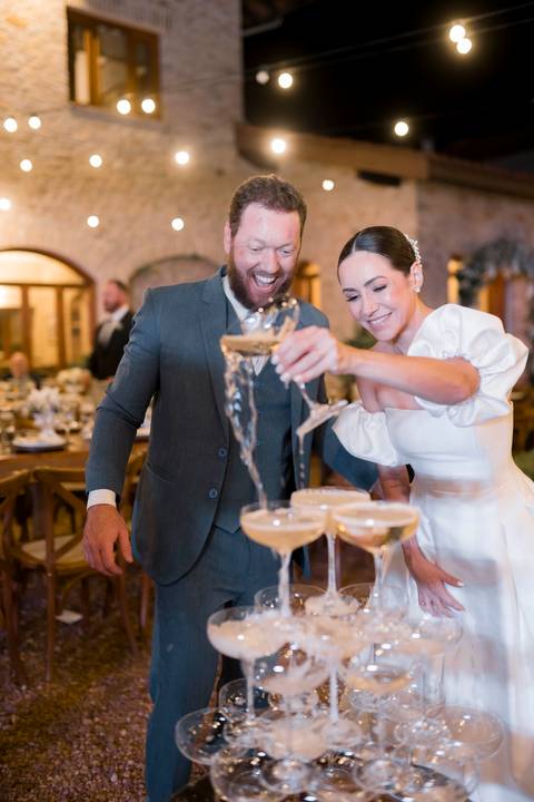 casamento Casa de Pietra, casamento intimista Vila Toscana, arquitetura italiana casamento, fotos casamento Natália e Lucas, fotografia de casamento São Paulo, casamento rústico e elegante, casamento na Casa de Pietra.'