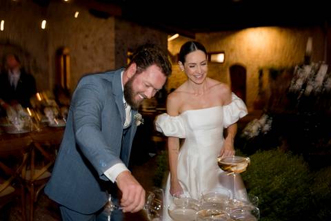 casamento Casa de Pietra, casamento intimista Vila Toscana, arquitetura italiana casamento, fotos casamento Natália e Lucas, fotografia de casamento São Paulo, casamento rústico e elegante, casamento na Casa de Pietra.'