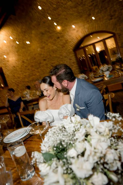 casamento Casa de Pietra, casamento intimista Vila Toscana, arquitetura italiana casamento, fotos casamento Natália e Lucas, fotografia de casamento São Paulo, casamento rústico e elegante, casamento na Casa de Pietra.'