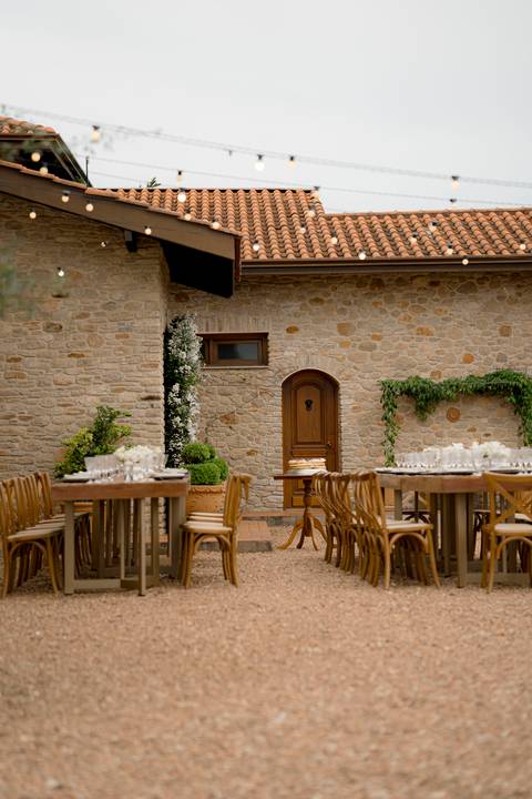 casamento Casa de Pietra, casamento intimista Vila Toscana, arquitetura italiana casamento, fotos casamento Natália e Lucas, fotografia de casamento São Paulo, casamento rústico e elegante, casamento na Casa de Pietra.'